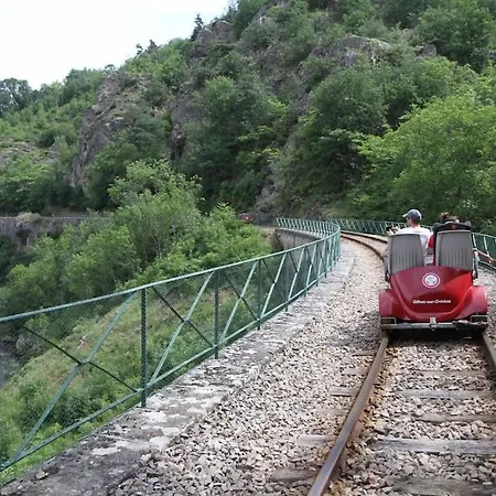 Convivial En Ardeche Verte Сasa de vacaciones *